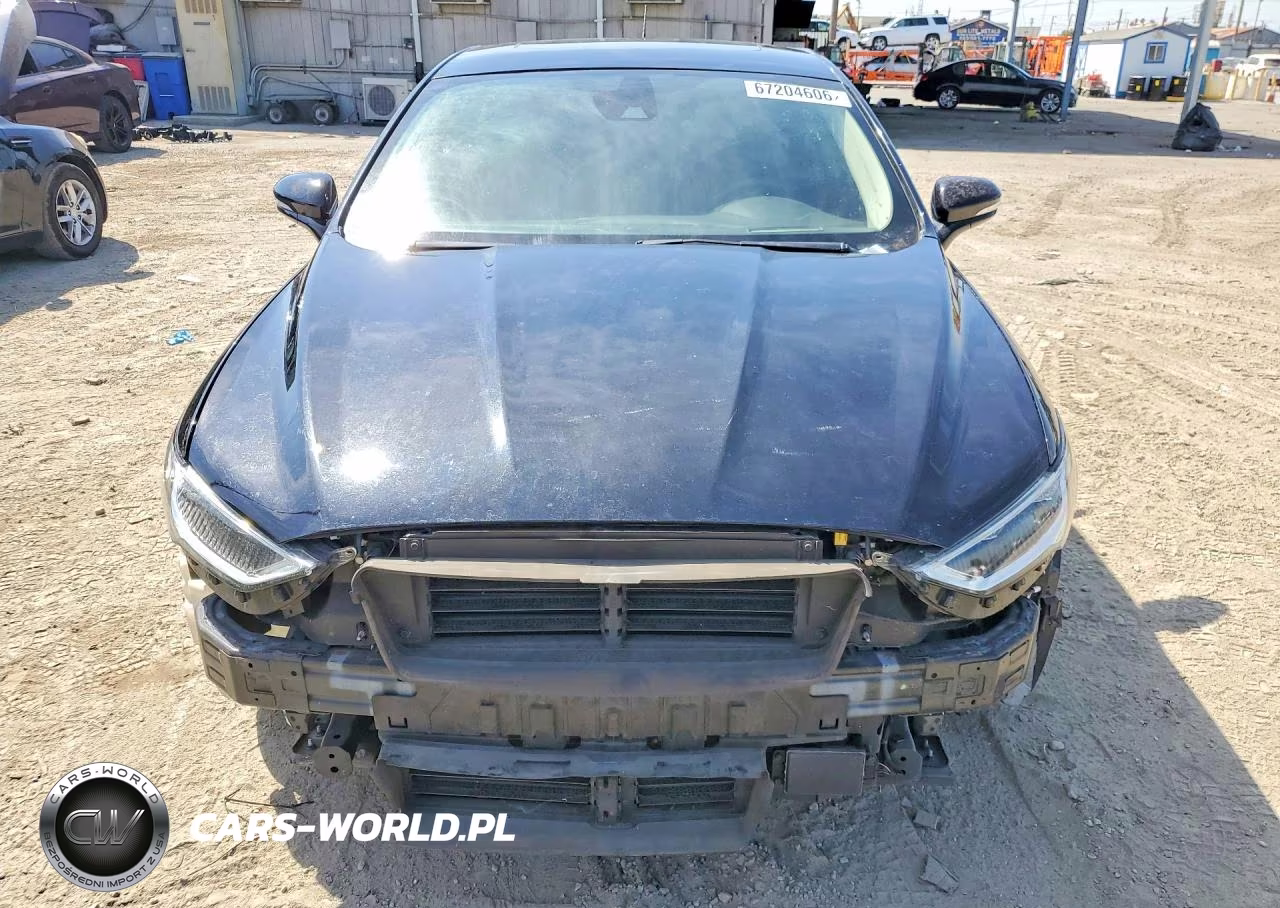 2019 Ford Fusion Titanium VIN:3FA6P0SU8KR148931 - 5