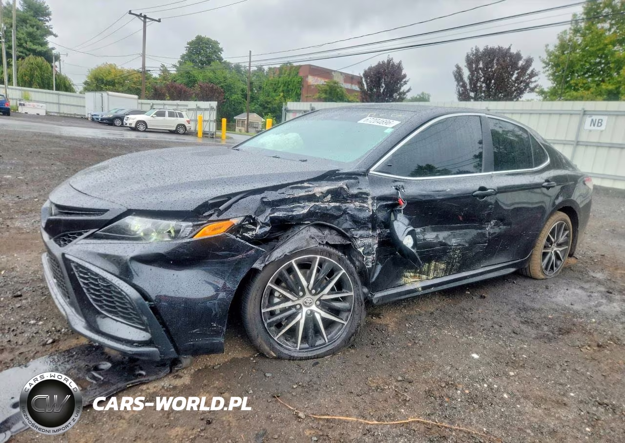 2024 Toyota Camry Se – zdjęcie 1 z 12