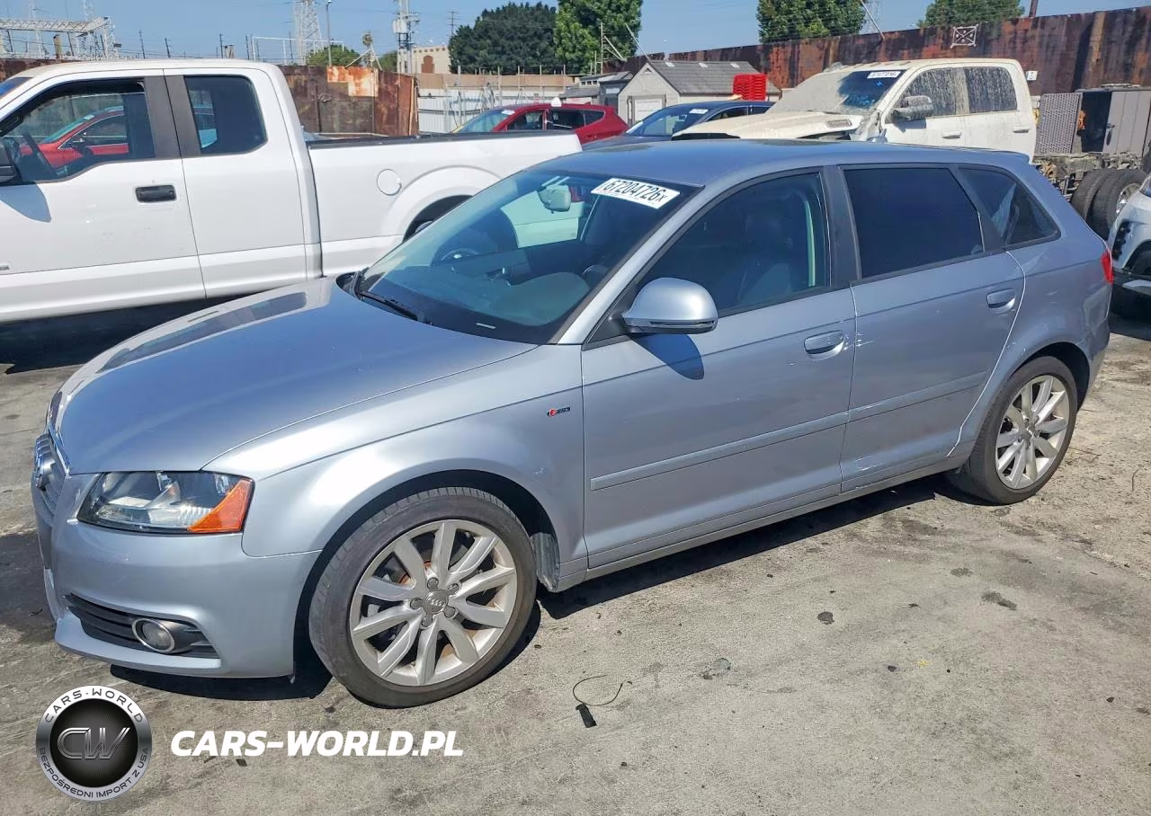 2010 Audi A3 Premium VIN:WAUBEBFM4AA115936 - 1