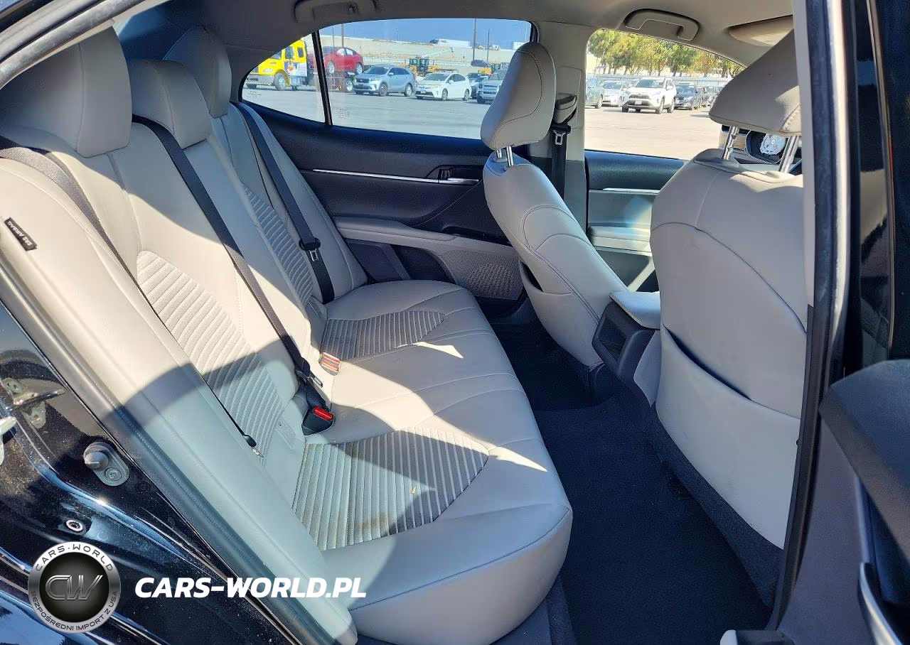 2019 Toyota Camry Se VIN:4T1B11HK1KU847053 - 10