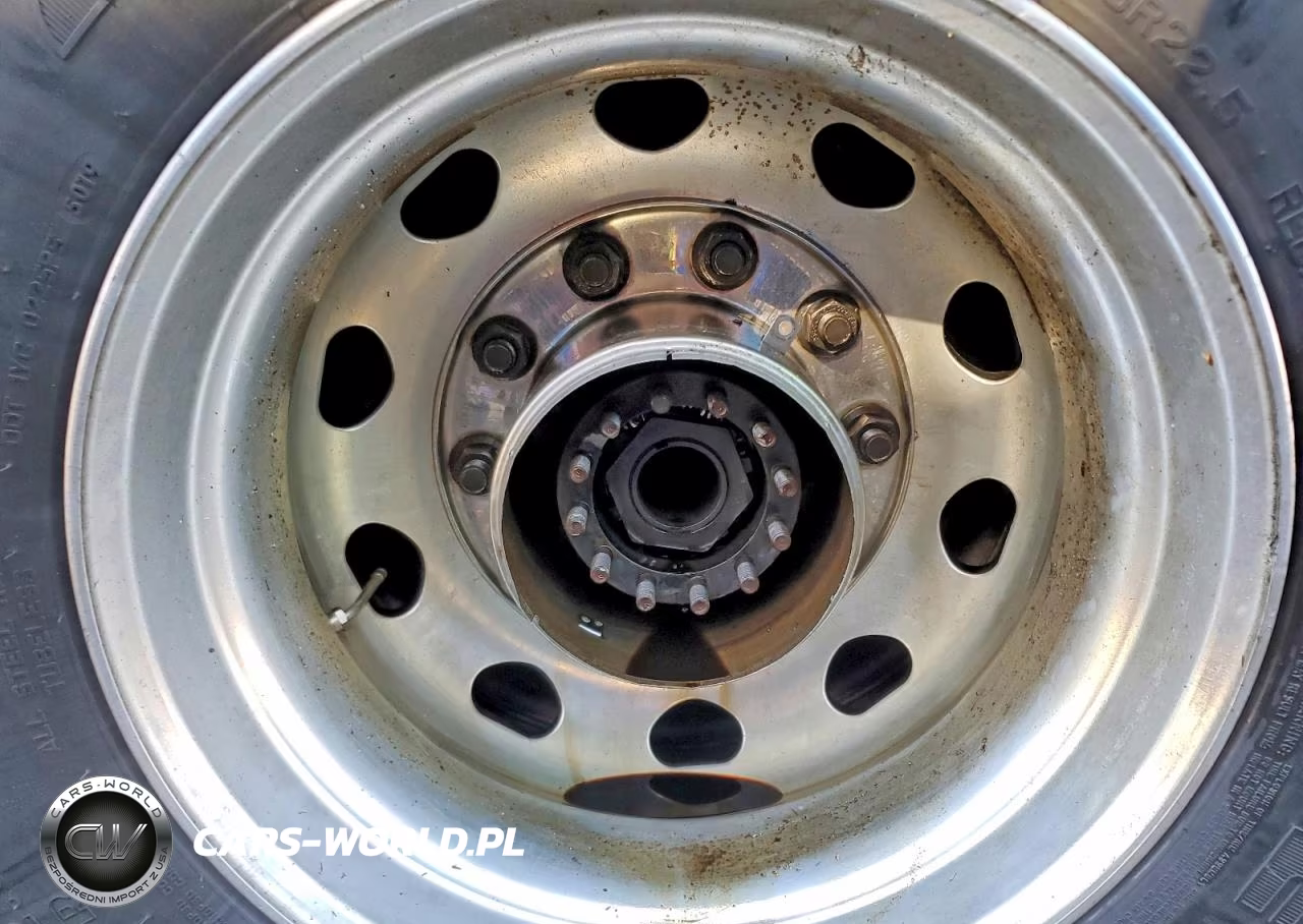 2001 Monaco Dynasty VIN:1RF12061211014520 - 9