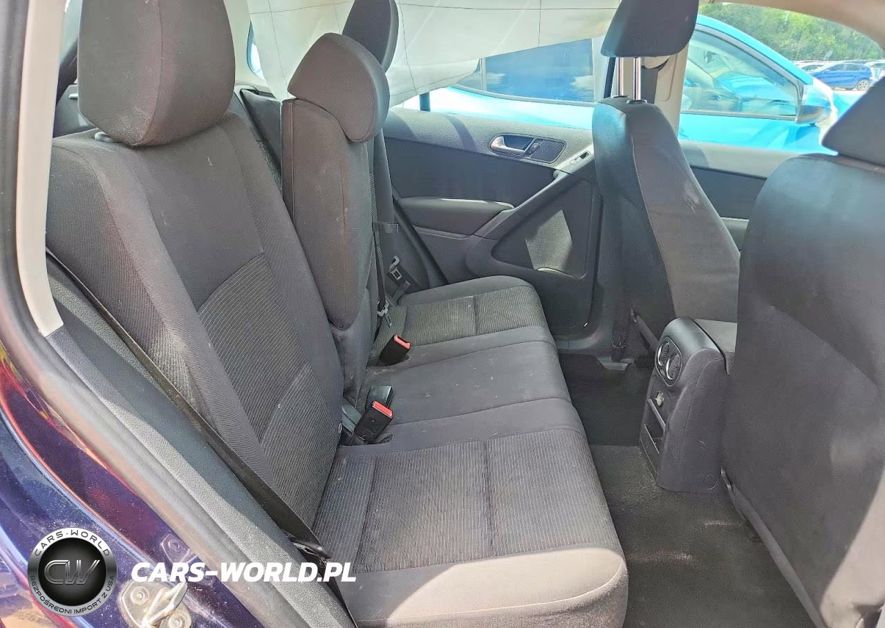 2013 Volkswagen Tiguan S VIN:WVGAV3AX1DW621426 - 11