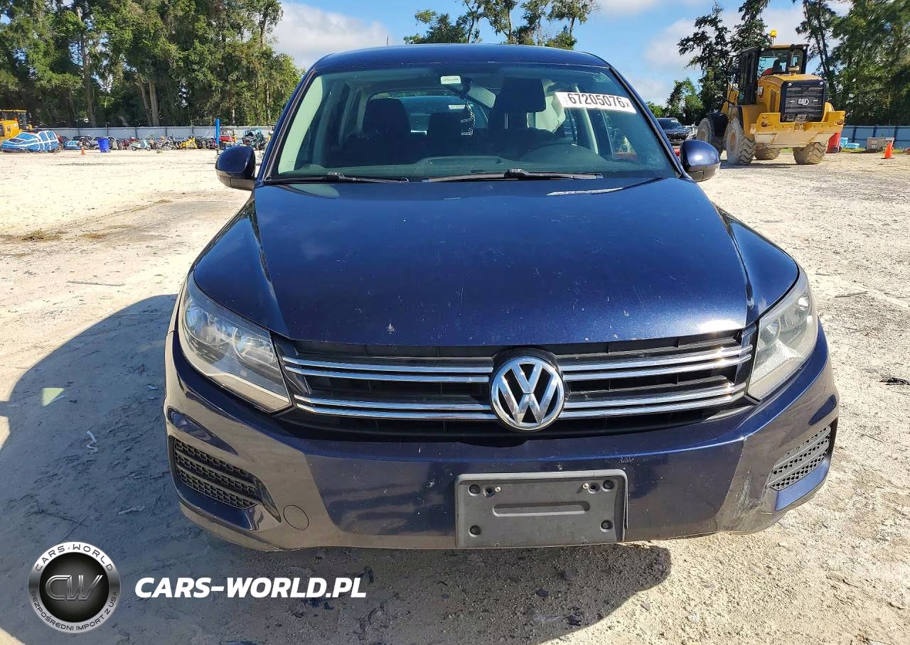 2013 Volkswagen Tiguan S VIN:WVGAV3AX1DW621426 - 5