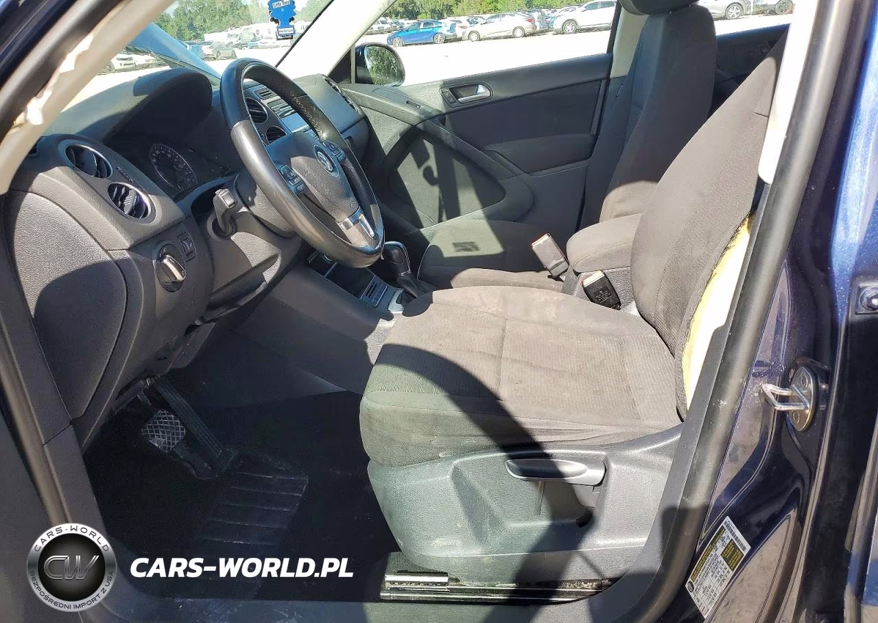 2013 Volkswagen Tiguan S VIN:WVGAV3AX1DW621426 - 7