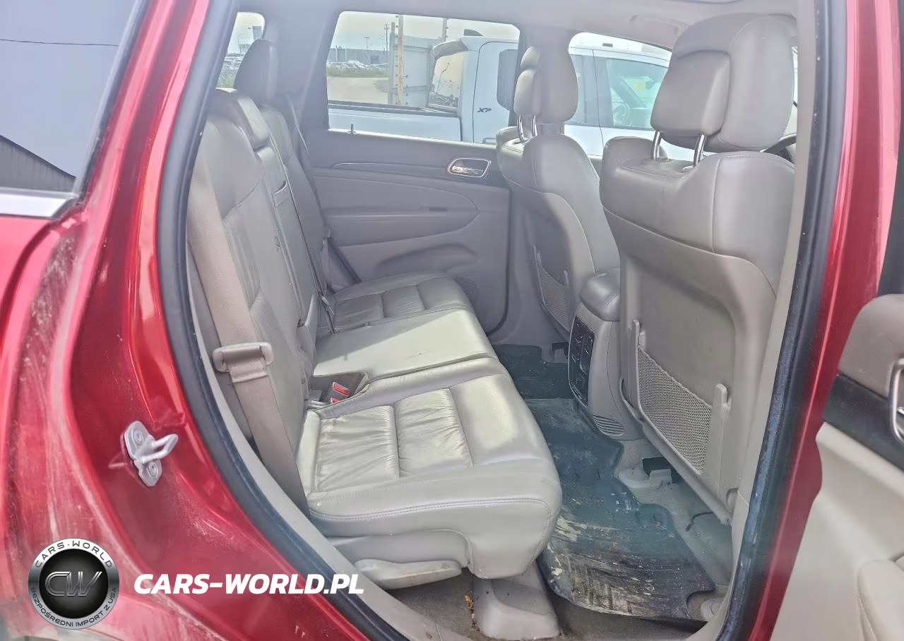 2012 Jeep Grand Cherokee Laredo VIN:1C4RJFAT2CC353892 - 11