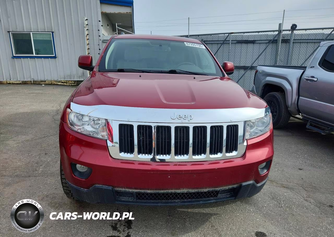 2012 Jeep Grand Cherokee Laredo VIN:1C4RJFAT2CC353892 - 5