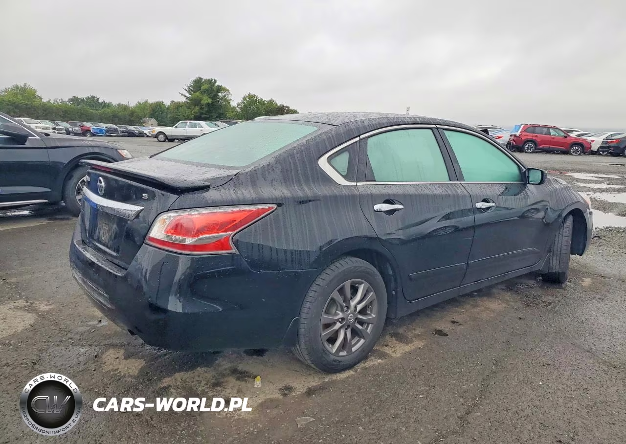 2015 Nissan Altima 2.5 S VIN:1N4AL3AP9FN405543 - 3