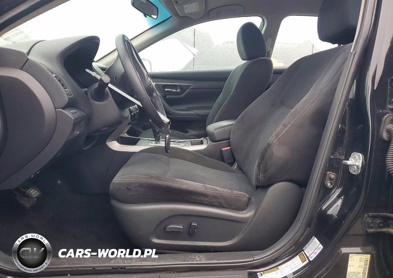 2015 Nissan Altima 2.5 S VIN:1N4AL3AP9FN405543 - 7