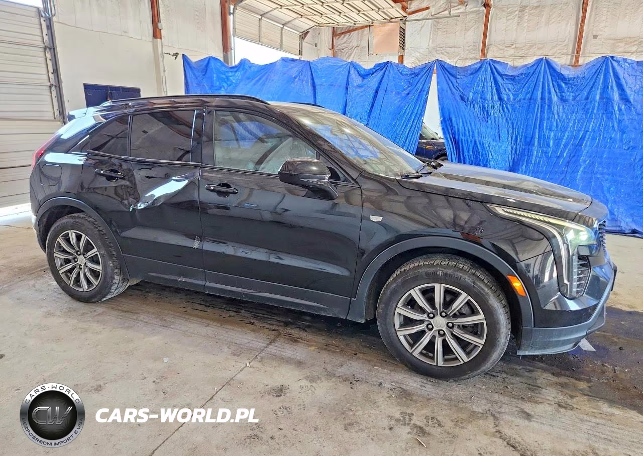 2019 Cadillac Xt4 Sport VIN:1GYFZER40KF215312 - 4