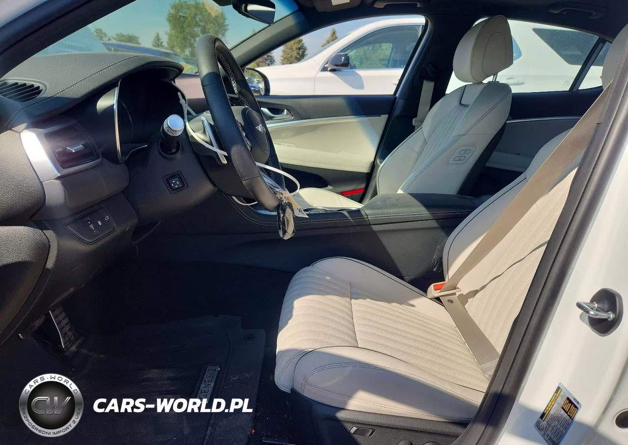 2026 Genesis G70 Sport Prestige VIN:KMTG54SE0TU164623 - 7