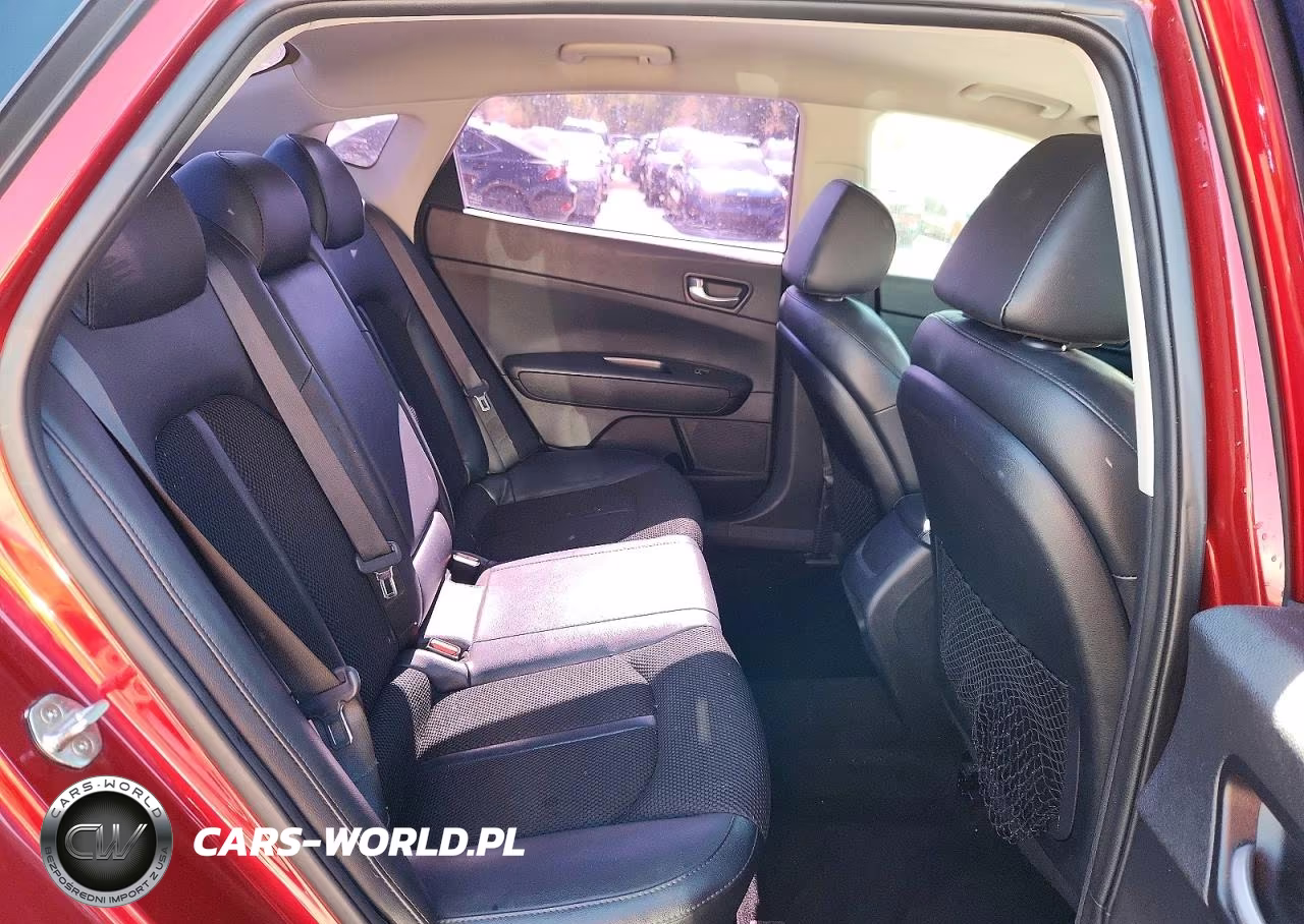 2019 Kia Optima S VIN:5XXGT4L34KG372834 - 10