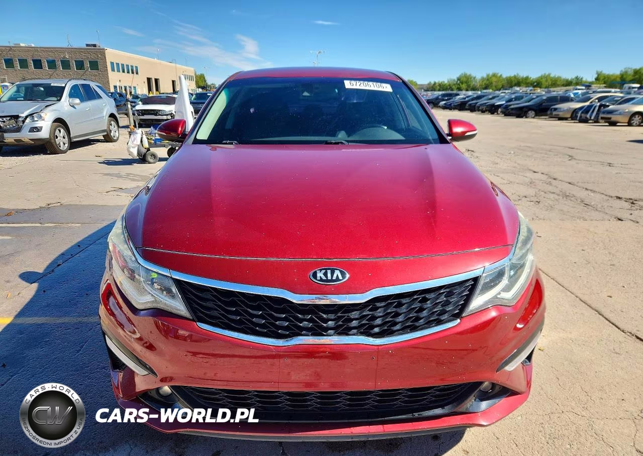2019 Kia Optima S VIN:5XXGT4L34KG372834 - 5