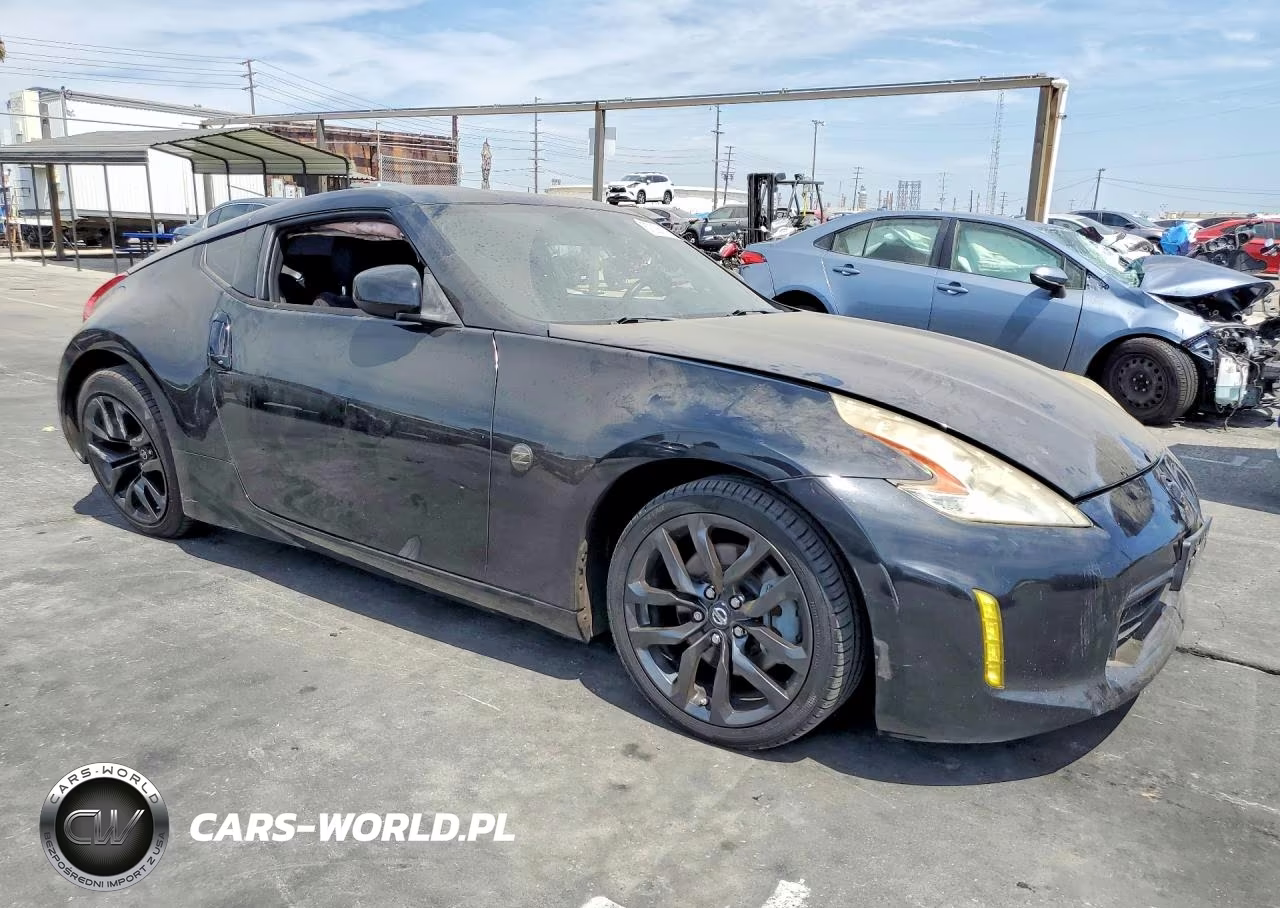 2017 Nissan 370Z Base VIN:JN1AZ4EHXHM954469 - 4