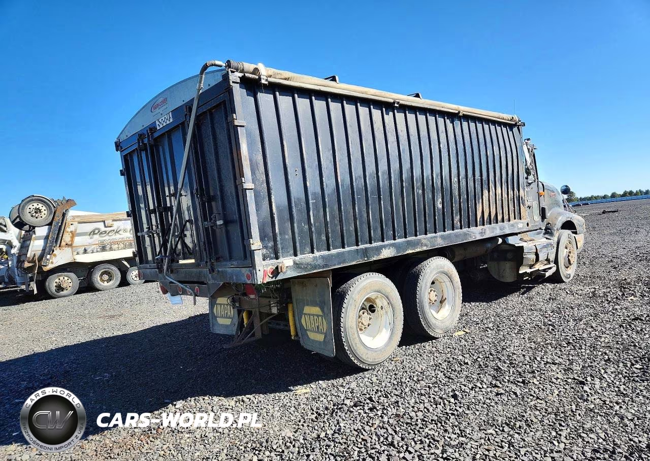 1994 International 9400 Grain Truck VIN:2HSFHGMR5RC082213 - 3