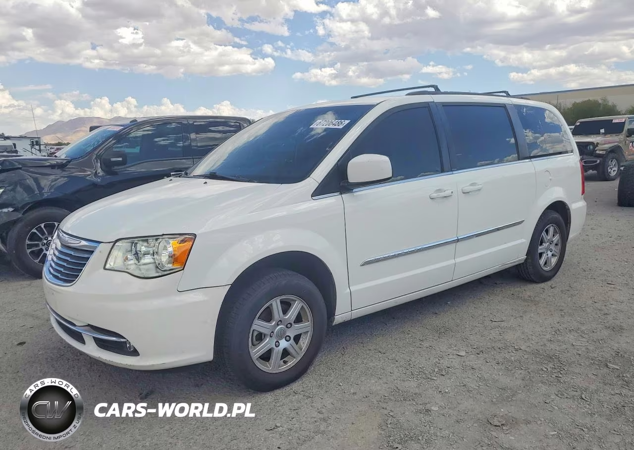 2012 Chrysler Town & Country Touring