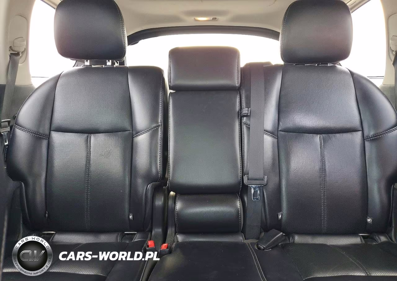 2018 Nissan Pathfinder S VIN:5N1DR2MM1JC618357 - 10
