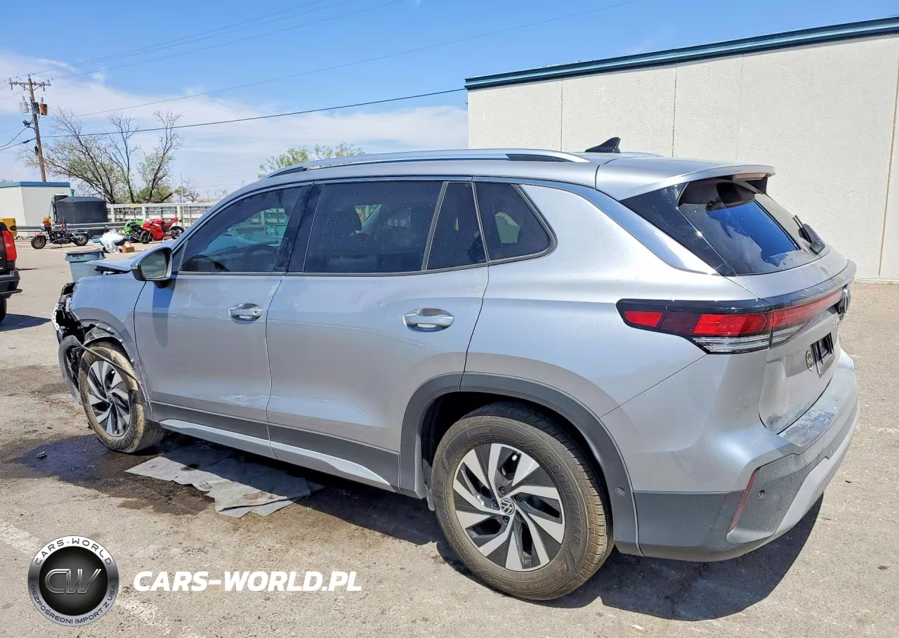 2026 Volkswagen Tiguan S VIN:3VVCR7RM0TM040695 - 2