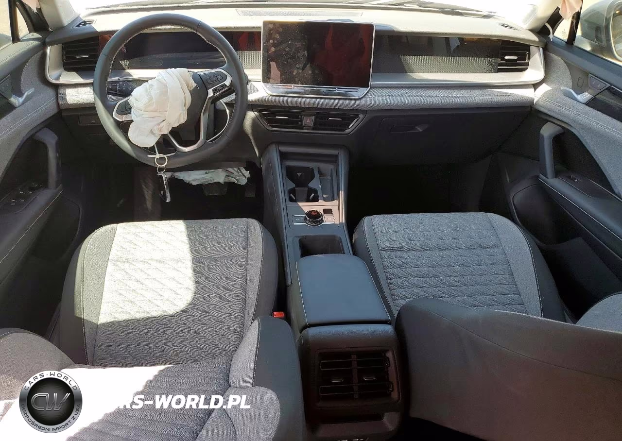 2026 Volkswagen Tiguan S VIN:3VVCR7RM0TM040695 - 8