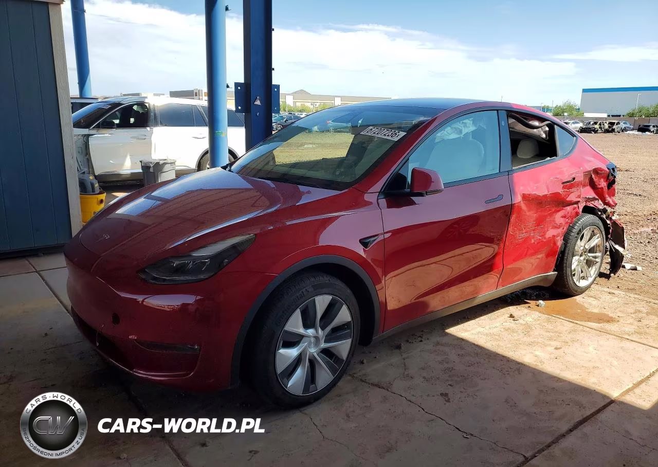 2021 Tesla Model Y VIN:5YJYGDEE9MF205267 - 1