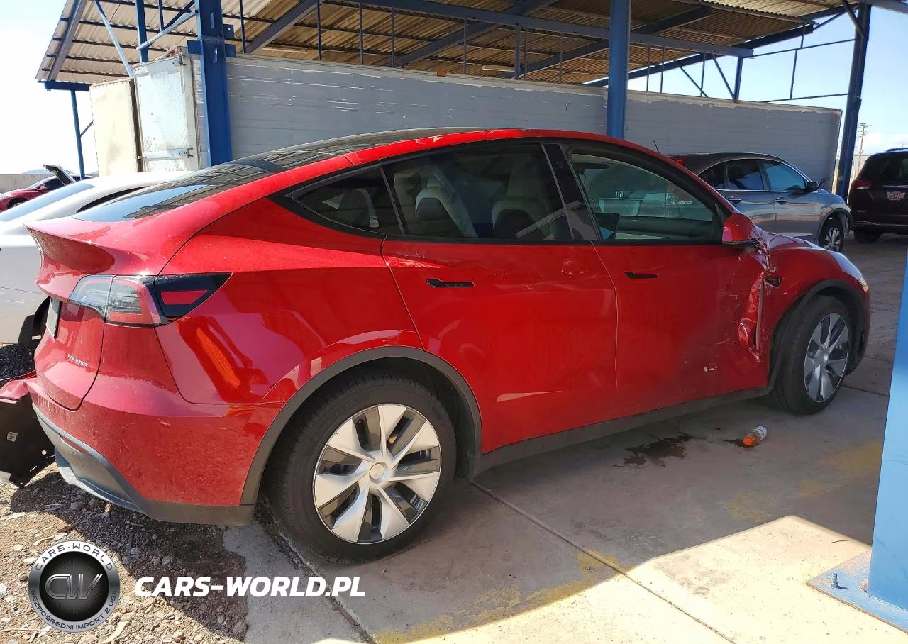 2021 Tesla Model Y VIN:5YJYGDEE9MF205267 - 3