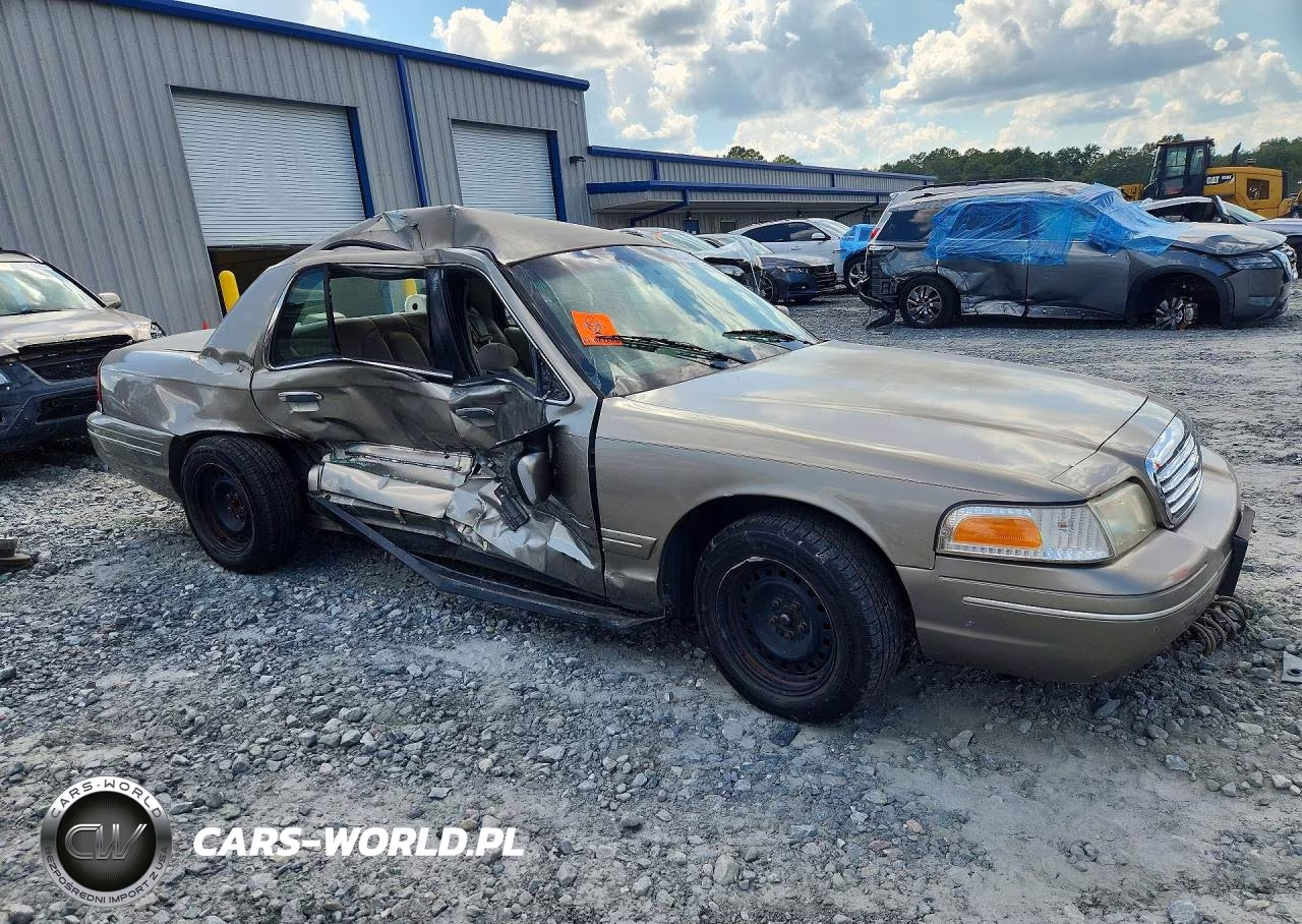 2001 Ford Crown Victoria Lx VIN:2FAFP74W71X175870 - 4