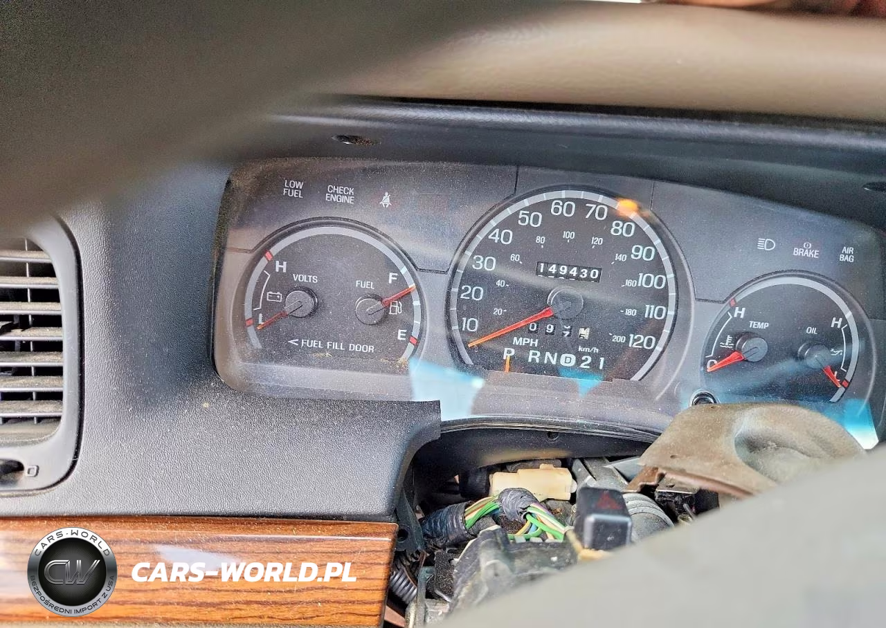 2001 Ford Crown Victoria Lx VIN:2FAFP74W71X175870 - 9