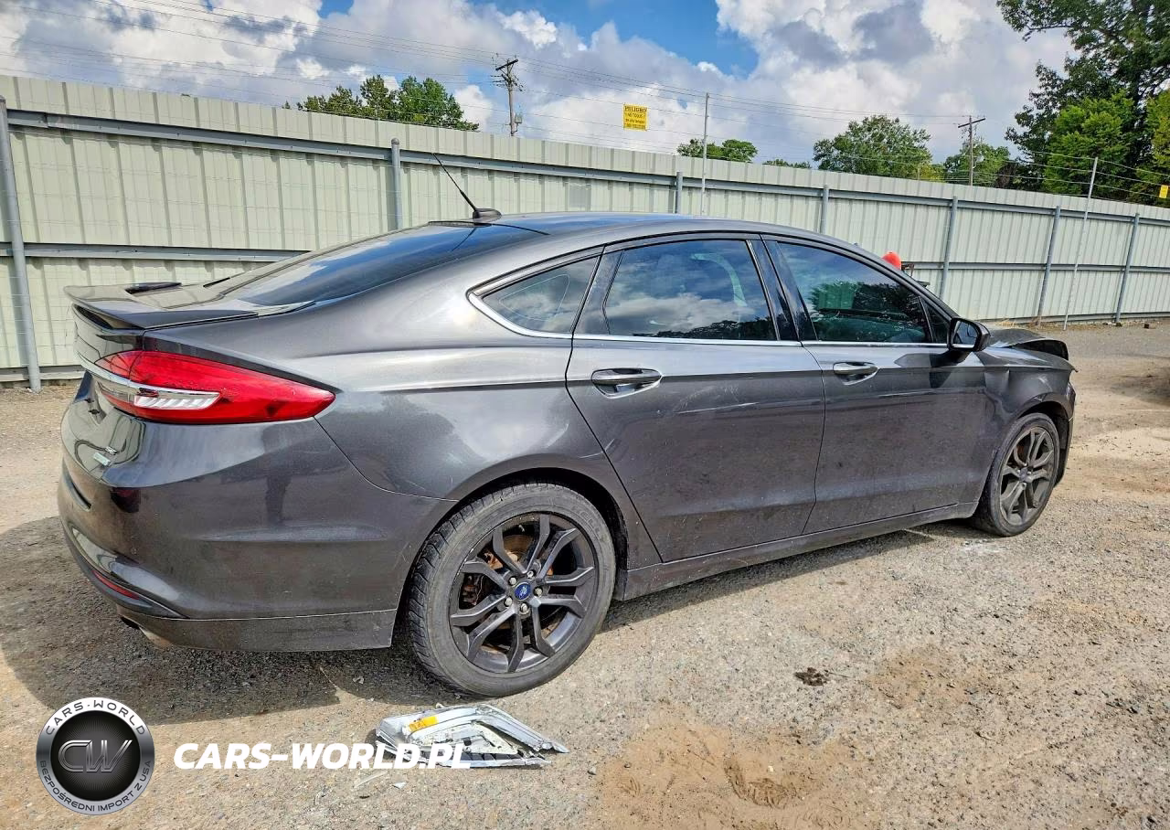 2018 Ford Fusion Se VIN:3FA6P0HD2JR112657 - 3