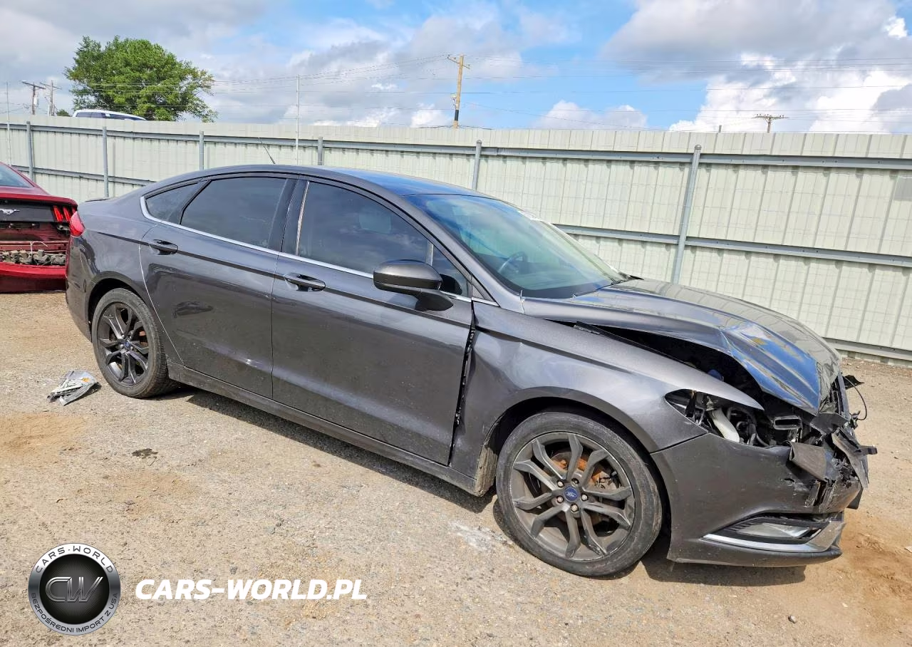 2018 Ford Fusion Se VIN:3FA6P0HD2JR112657 - 4