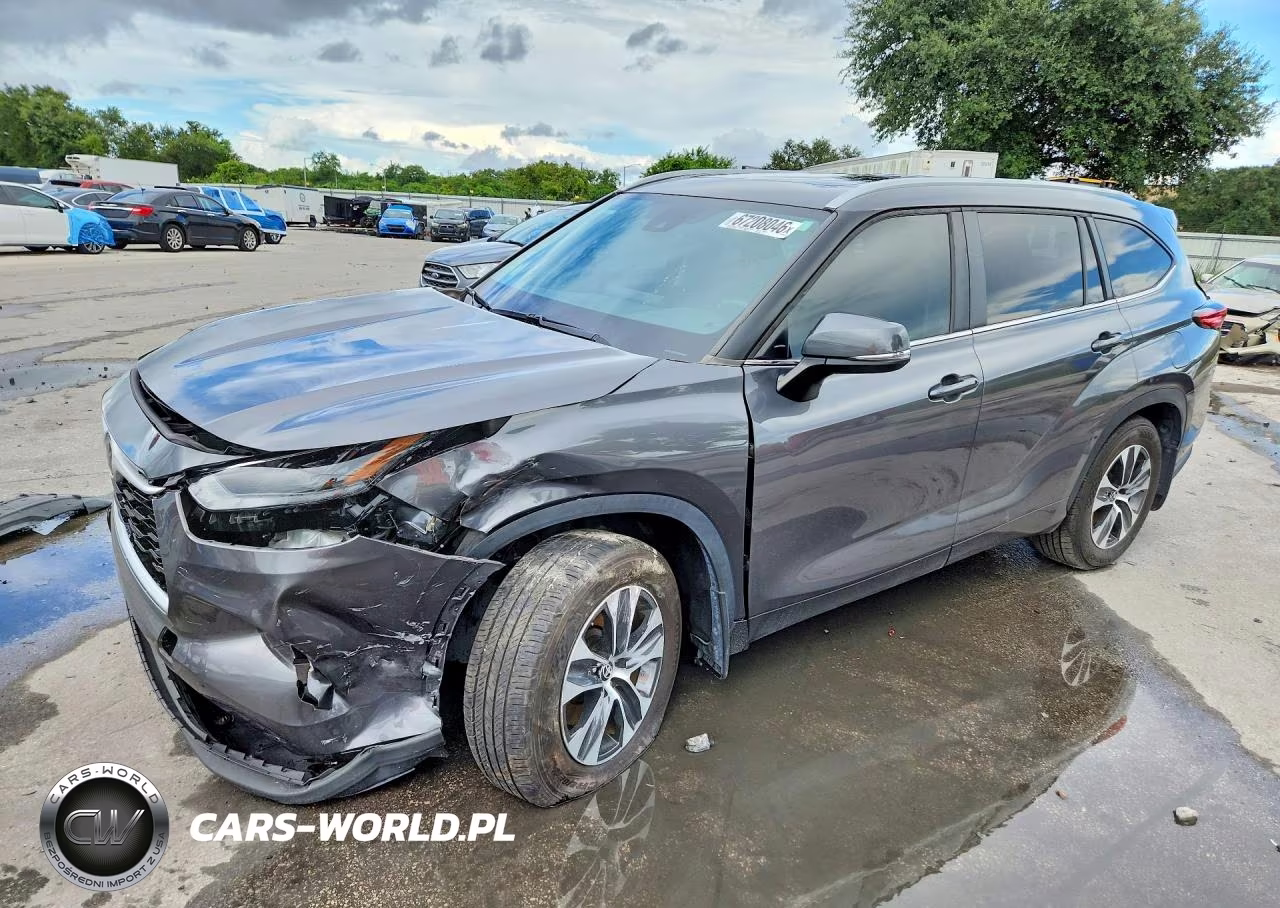 2023 Toyota Highlander Xle – zdjęcie 1 z 13