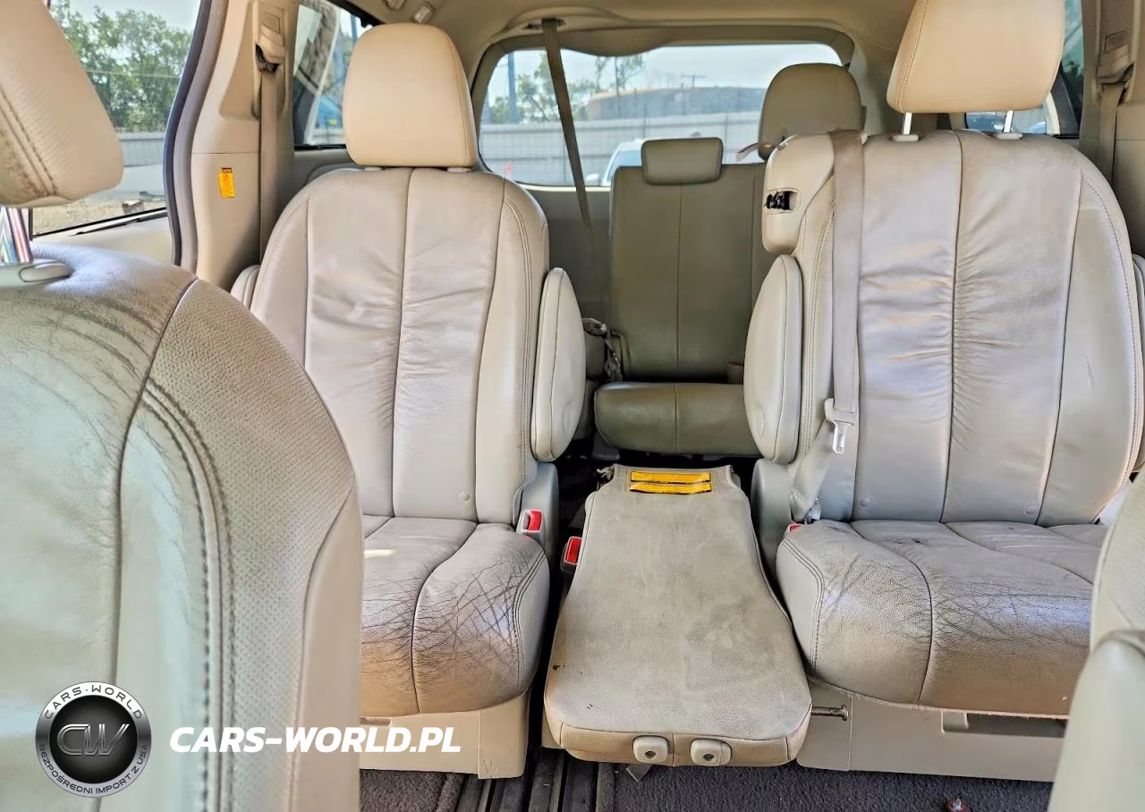 2011 Toyota Sienna Xle 8-Passenger VIN:5TDYK3DC4BS117843 - 10