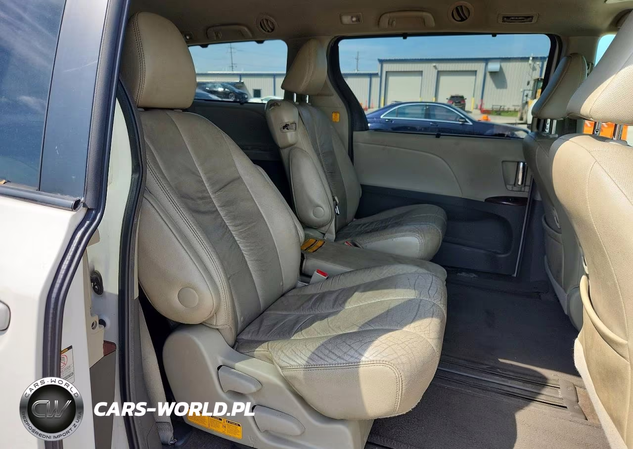 2011 Toyota Sienna Xle 8-Passenger VIN:5TDYK3DC4BS117843 - 11