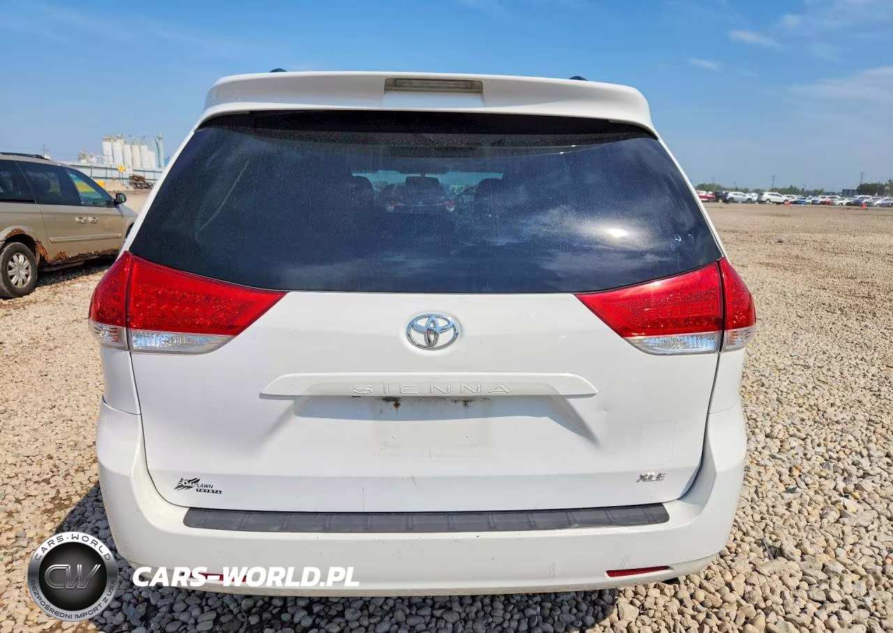 2011 Toyota Sienna Xle 8-Passenger VIN:5TDYK3DC4BS117843 - 6