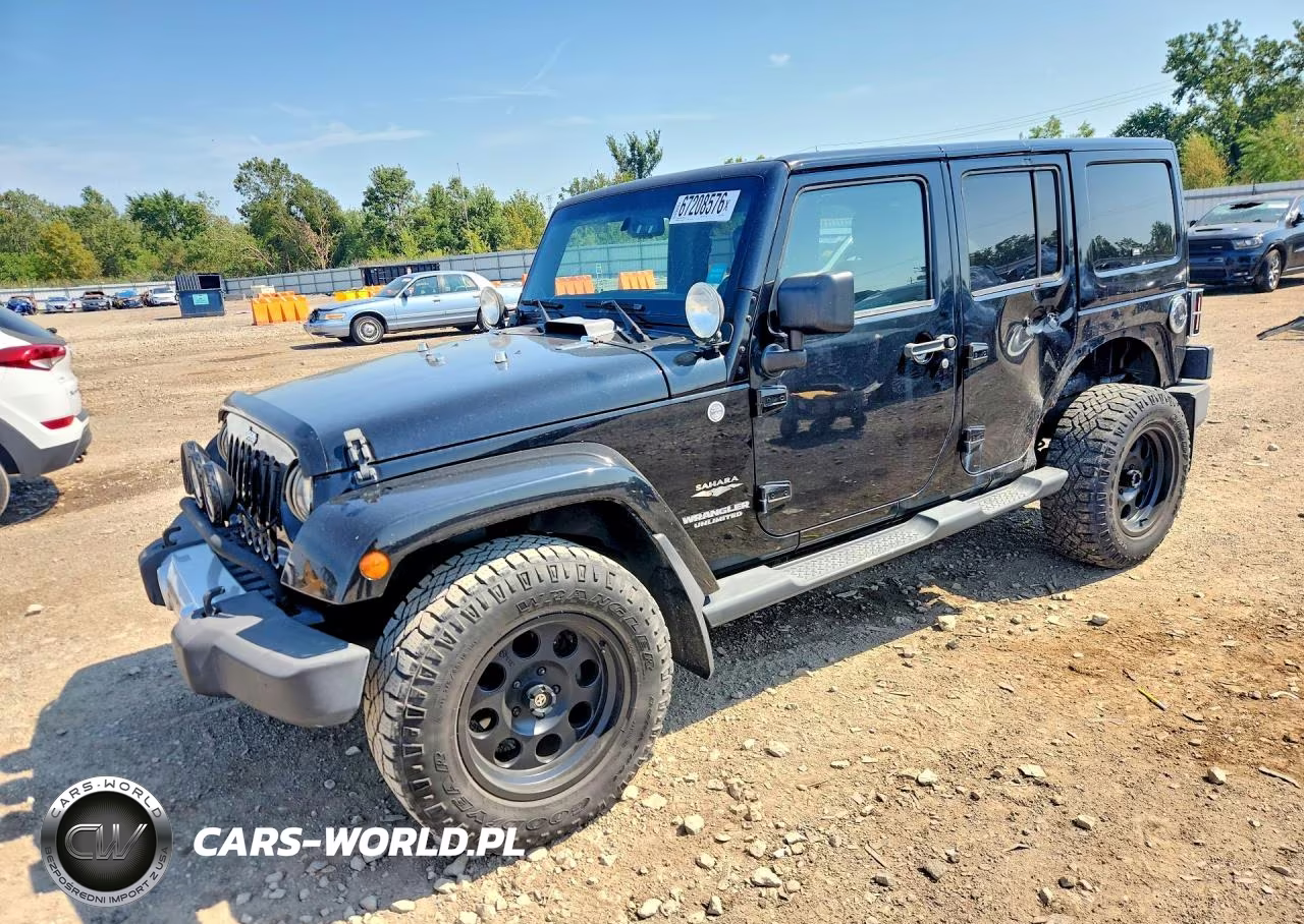 2013 Jeep Wrangler Unlimited Sahara – zdjęcie 1 z 12