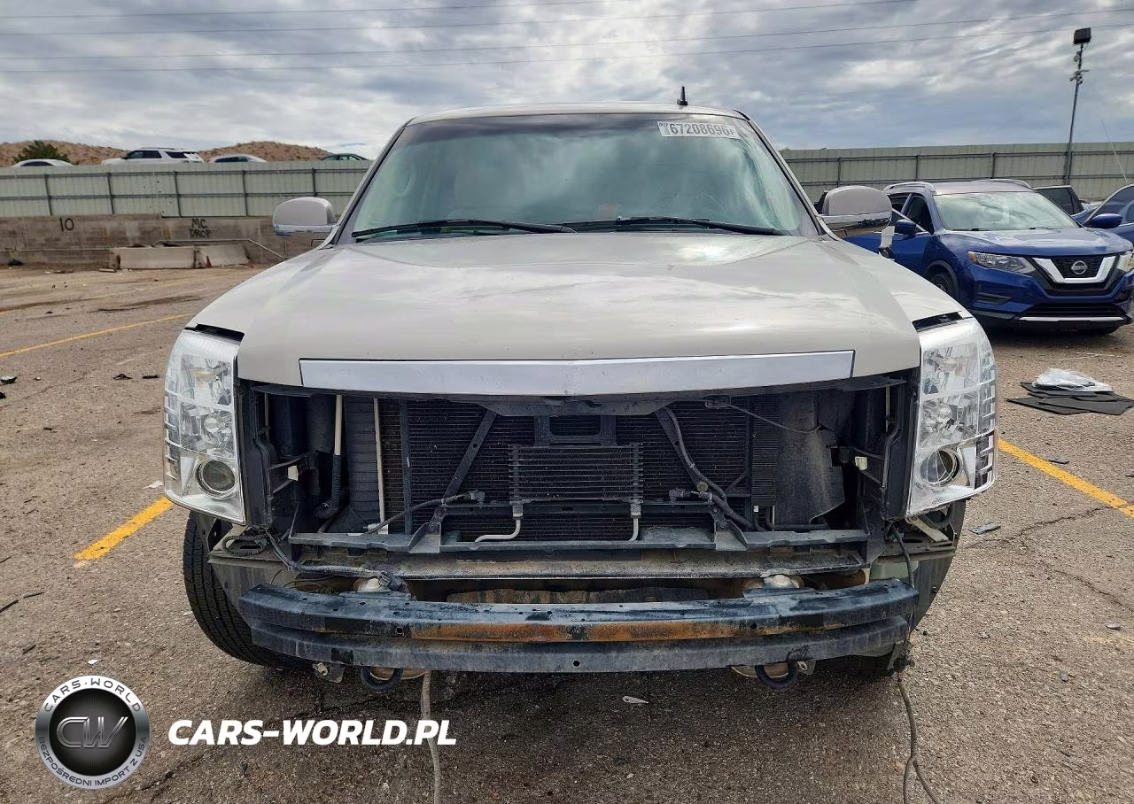 2008 Cadillac Escalade Luxury VIN:1GYFK63848R180531 - 5
