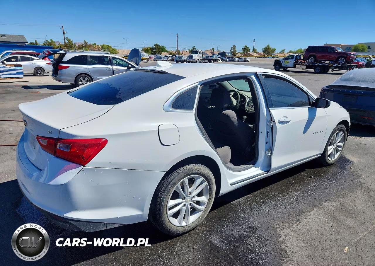 2018 Chevrolet Malibu Lt VIN:1G1ZD5ST7JF266445 - 3