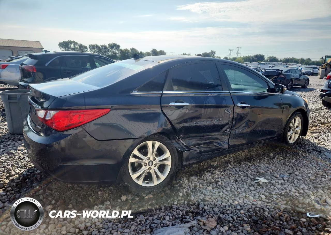 2013 Hyundai Sonata Limited VIN:5NPEC4AC2DH633962 - 3