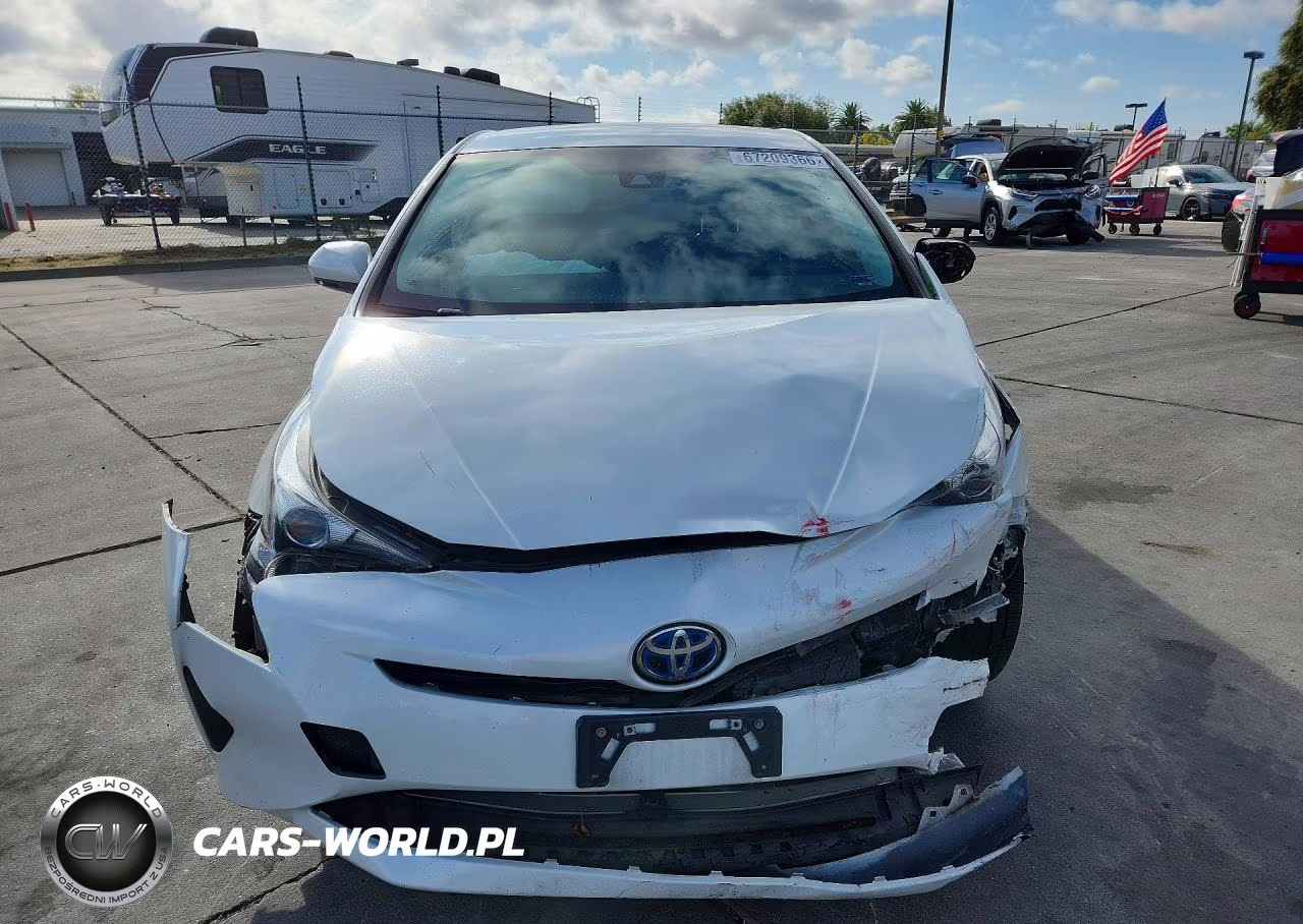 2017 Toyota Prius Two VIN:JTDKBRFU8H3031931 - 5