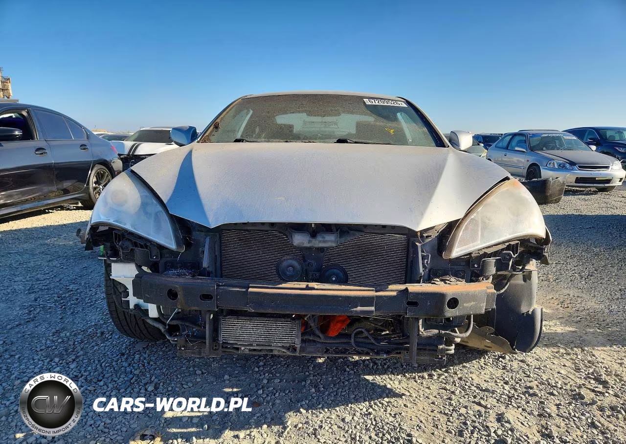 2010 Hyundai Genesis Coupe 2.0T VIN:KMHHT6KD6AU028405 - 5