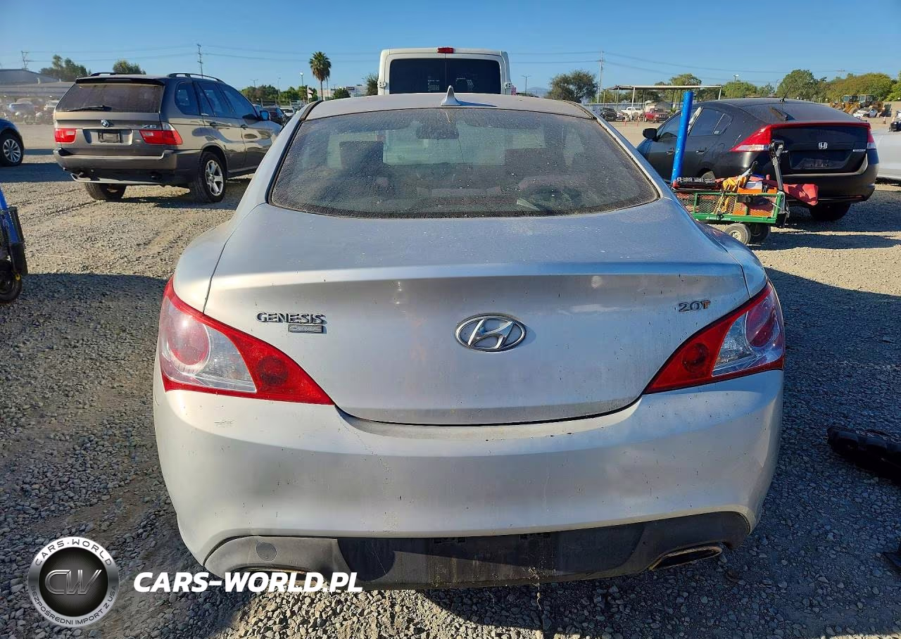 2010 Hyundai Genesis Coupe 2.0T VIN:KMHHT6KD6AU028405 - 6