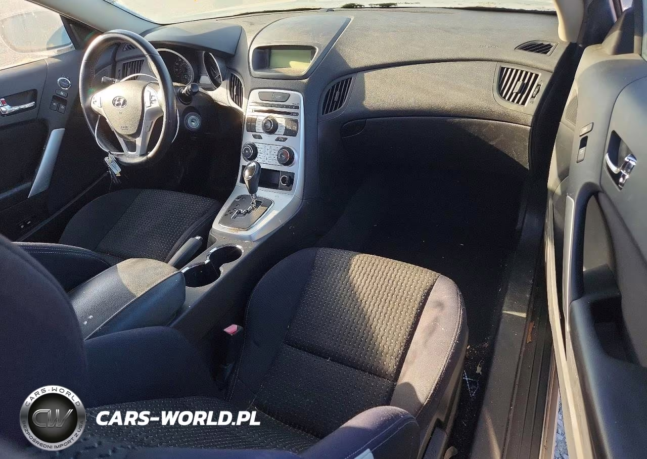 2010 Hyundai Genesis Coupe 2.0T VIN:KMHHT6KD6AU028405 - 8