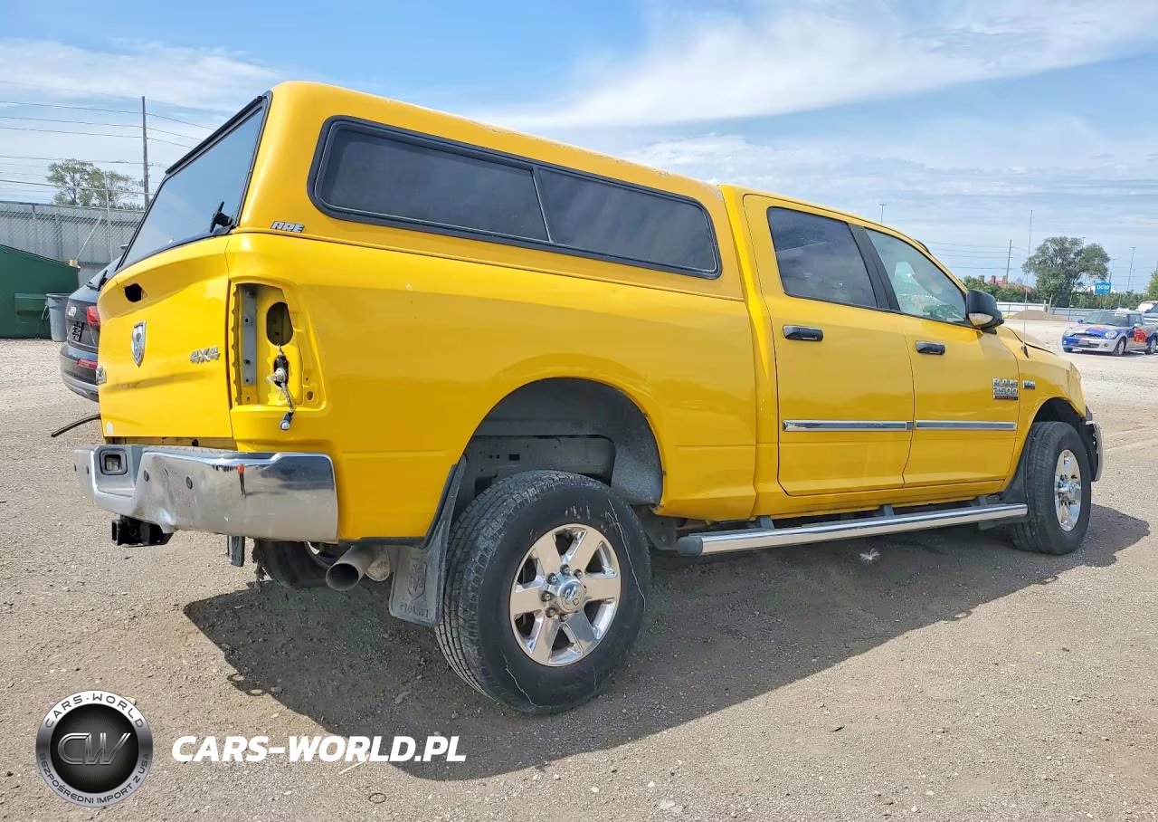 RAM 2500 SLT VIN:3C6UR5DJ1EG139703 - 3