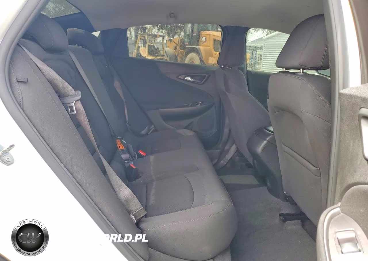 2023 Chevrolet Malibu Rs VIN:1G1ZG5ST6PF123972 - 10