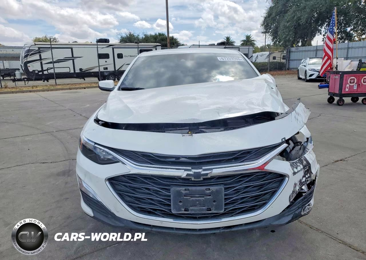 2023 Chevrolet Malibu Rs VIN:1G1ZG5ST6PF123972 - 5