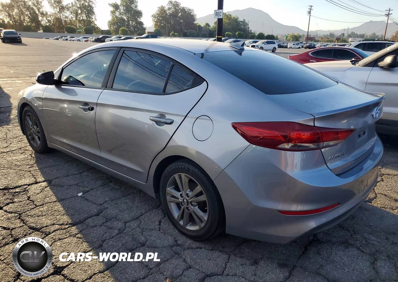 2017 Hyundai Elantra Se VIN:5NPD84LF0HH016327 - 2