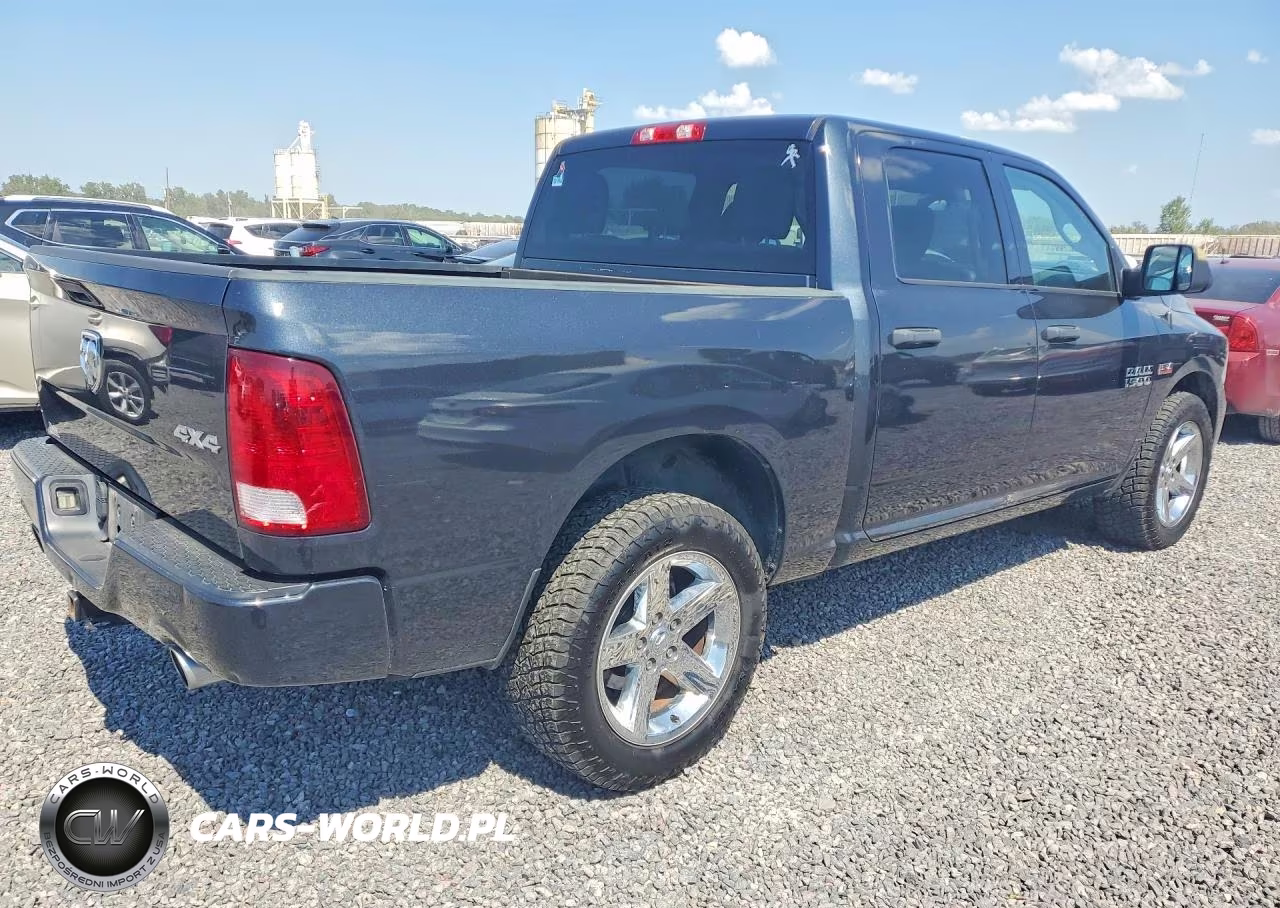 2018 Ram 1500 St VIN:3C6RR7KT9JG197770 - 3