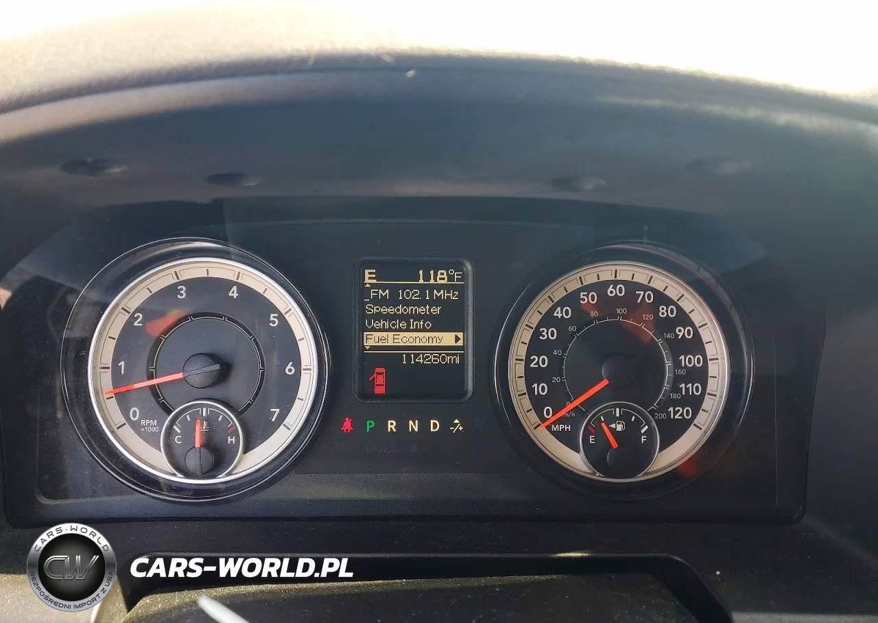 2018 Ram 1500 St VIN:3C6RR7KT9JG197770 - 9