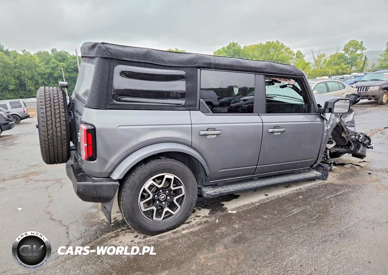 2023 Ford Bronco Base VIN:1FMEE5BP8PLB68505 - 3