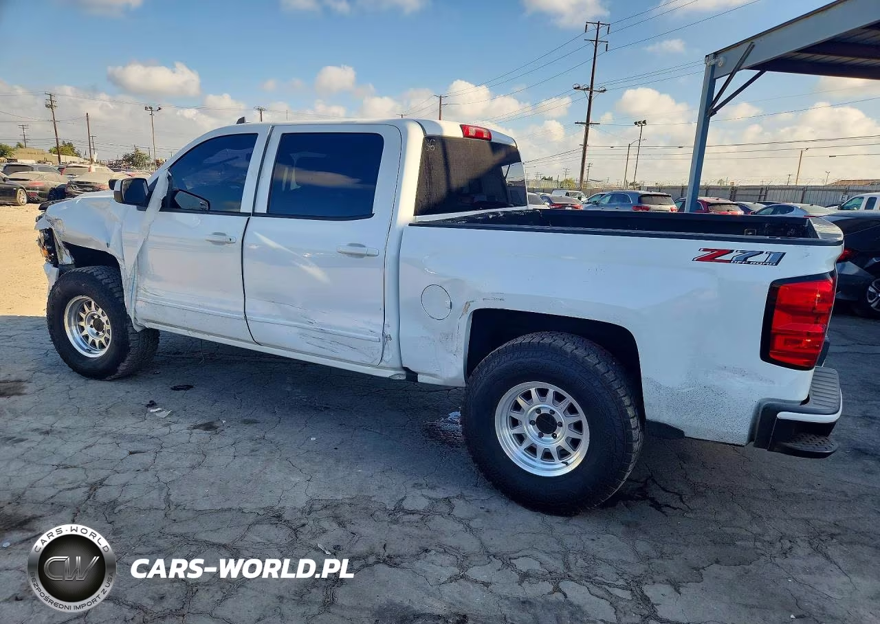 2018 Chevrolet Silverado K1500 Lt VIN:3GCUKREC2JG197866 - 2