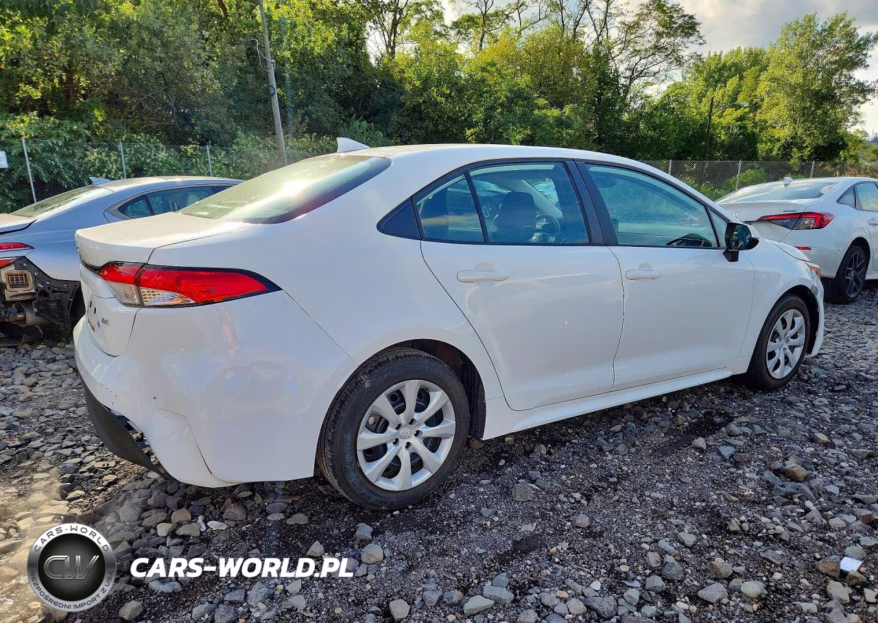 2024 Toyota Corolla Le VIN:5YFB4MDE8RP105401 - 3