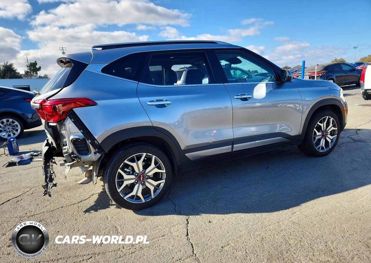 2023 Kia Seltos Sx VIN:KNDETCA2XP7457186 - 3